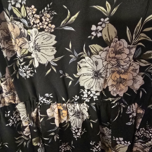 Torrid Floral Black Sleeveless Dress (2) - Picture 3 of 4